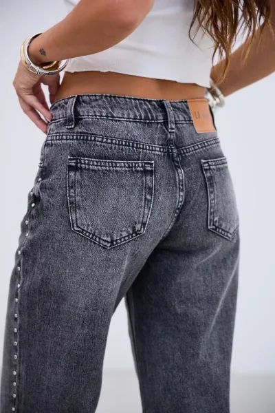 Denim Tachas Negro R01
