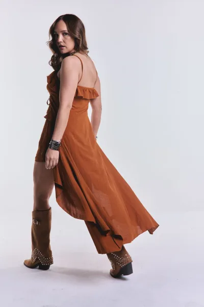 Blusa/Capa Volver Camel L26-3031A