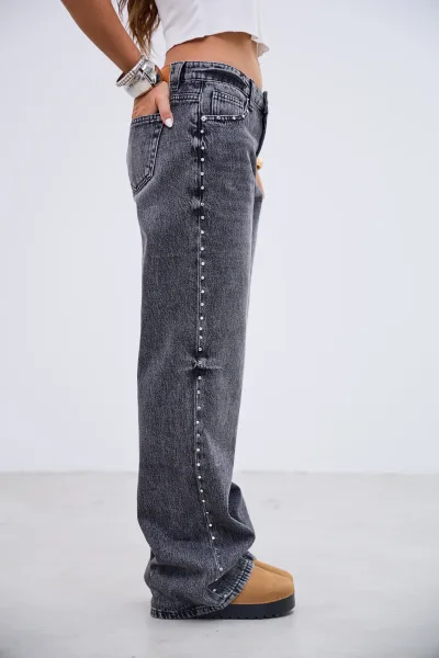 Denim Tachas Negro R01