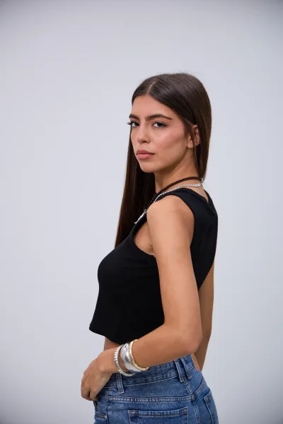 Top Megan Negro L26-3312